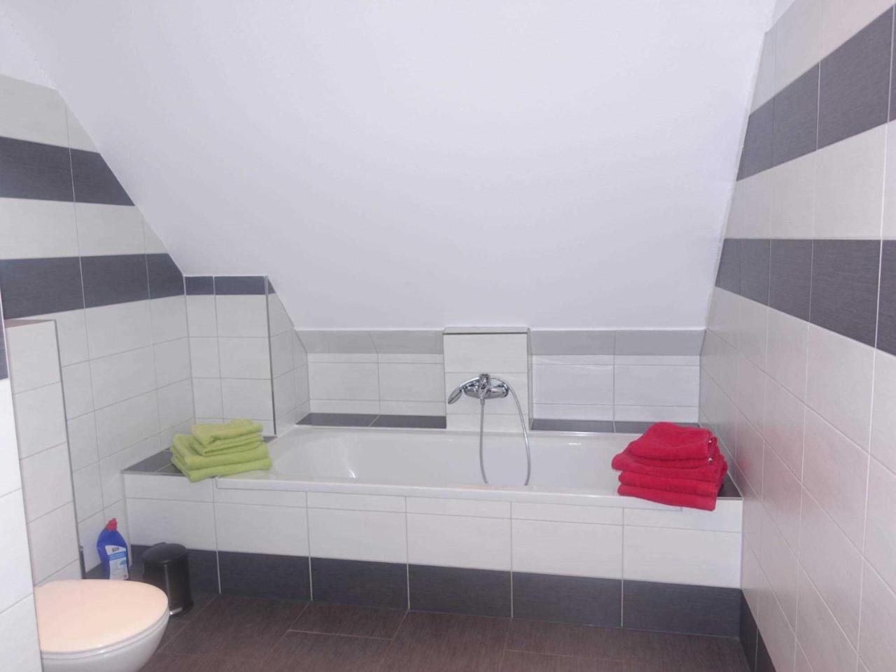 Ferienwohnung Regenbogenhaus Hasselberg  Esterno foto